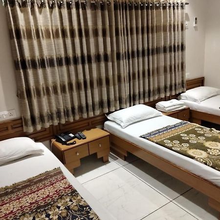 Hotel Ankit Virpur Dış mekan fotoğraf