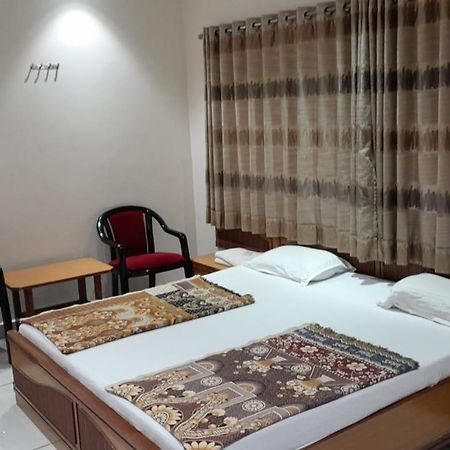 Hotel Ankit Virpur Dış mekan fotoğraf